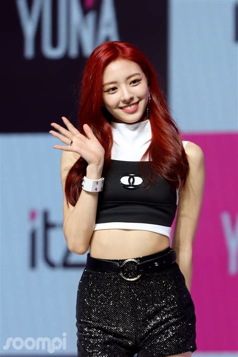 yuna kpop|yuna itzy body.